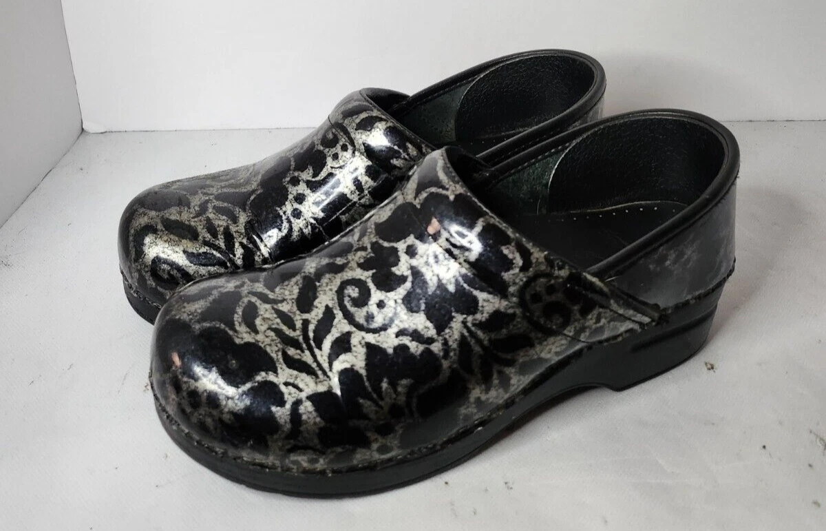 Dansko Womens Professional Clogs Sz 40 Black Patent Leather Floral