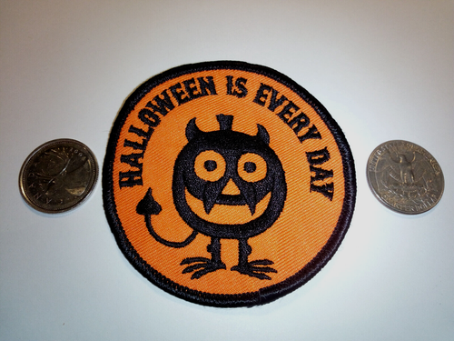 Vintage Halloween Is Everyday Patch Badge Crest - Picture 2 of 4