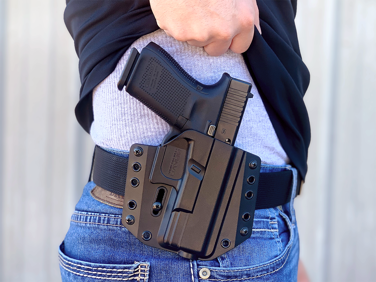個人装備 Bravo Concealment OWB GLOCK OWB Concealment Holster for Glock 19 Gen 5 TLR-7A– Bravo