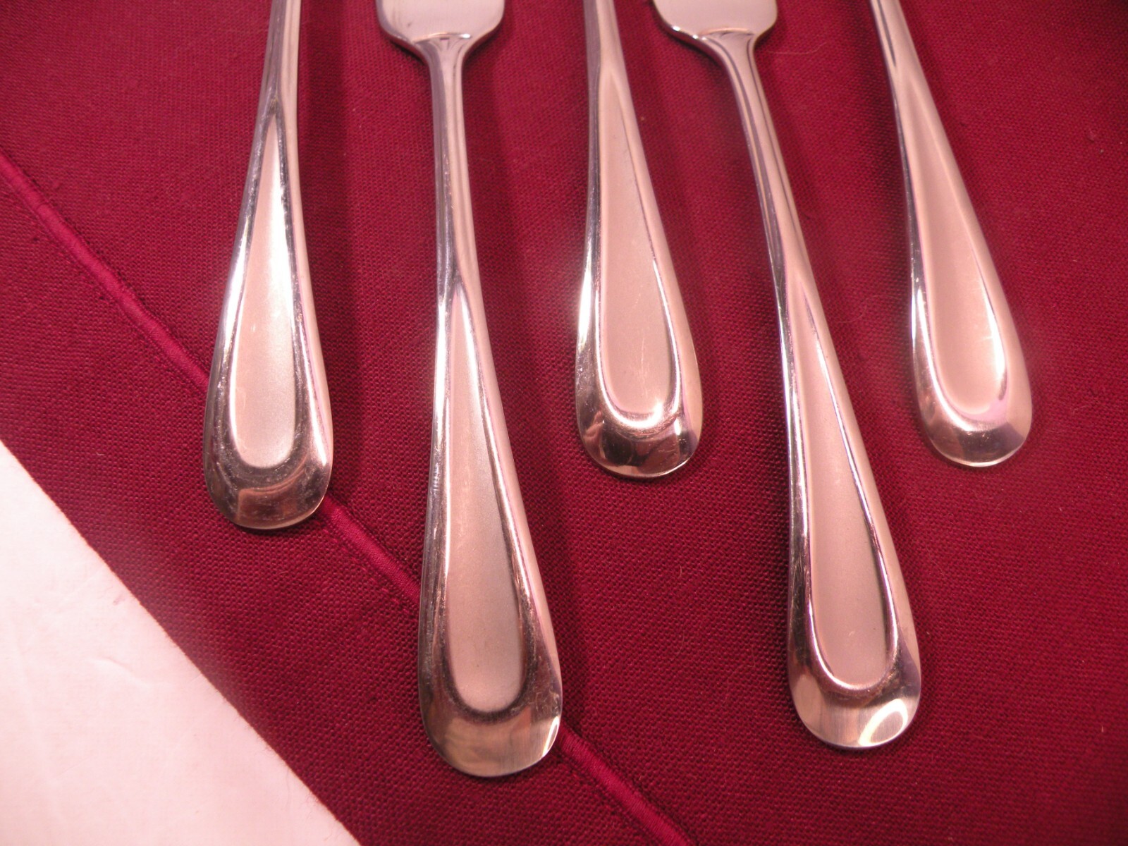 Set Of 5 Oneida Glossy Satin Center Sand Dune Dinner Forks 7 1/2" eBay