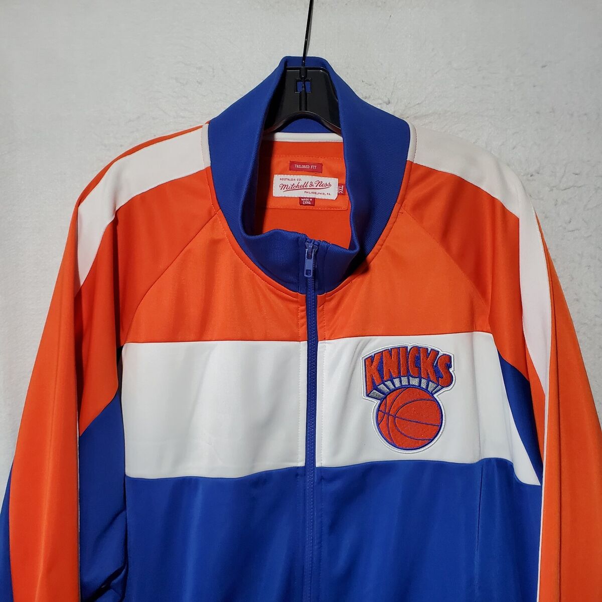 Mitchell & Ness New York Knicks NBA Warm Up Track Throwback Mitchell & Ness New York Knicks NBA Warm Up Track Throwback