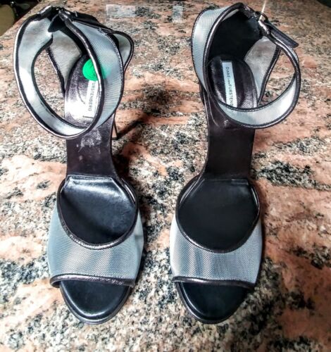 Diane von Furstenberg Silver Jules Mesh Heels Shoes Sandals Sz 8B $389 NEW - Picture 2 of 5