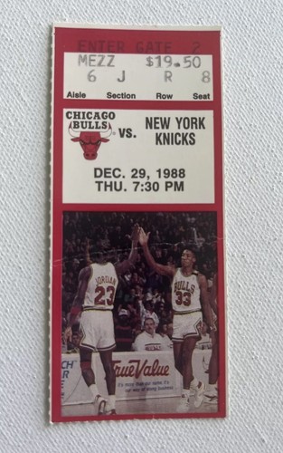 1988 Chicago Bulls Vs NY Knicks Ticket Stub Michael Jordan and Pippen Pictured - 第 3/16 張圖片