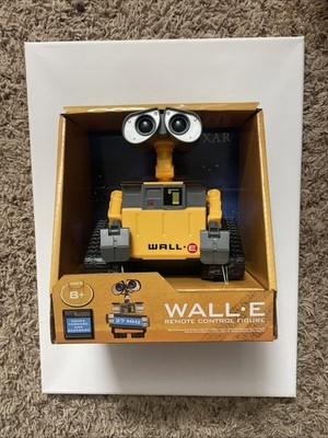 Disney - Pixar Wall-E Waste Load Lifter Remote Control Robot Figure  Ages 8+ NEW