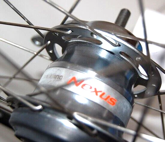 Hinterrad 28" schwarz 32-Loch Felge mit 7-Gang Nexus Nabenschaltung mit Zubehör - Bild 3 von 4