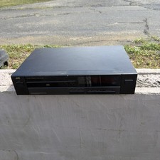 JVC XL-V221BK 4x Oversampling Digital Filter CD Player Tested And Working