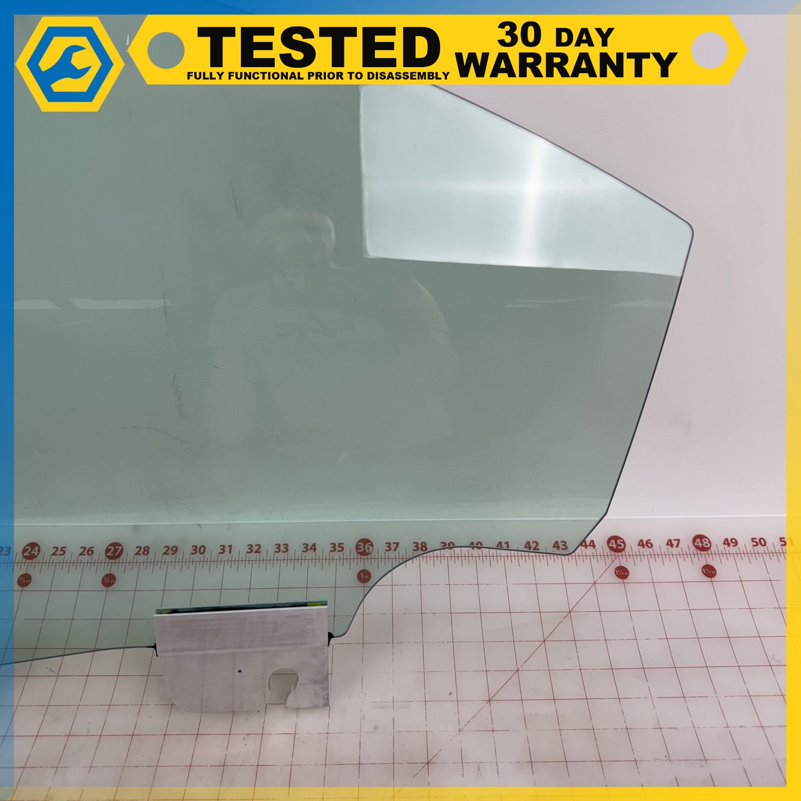 Maserati Ghibli 2014-2017 REAR+LEFT Door glass