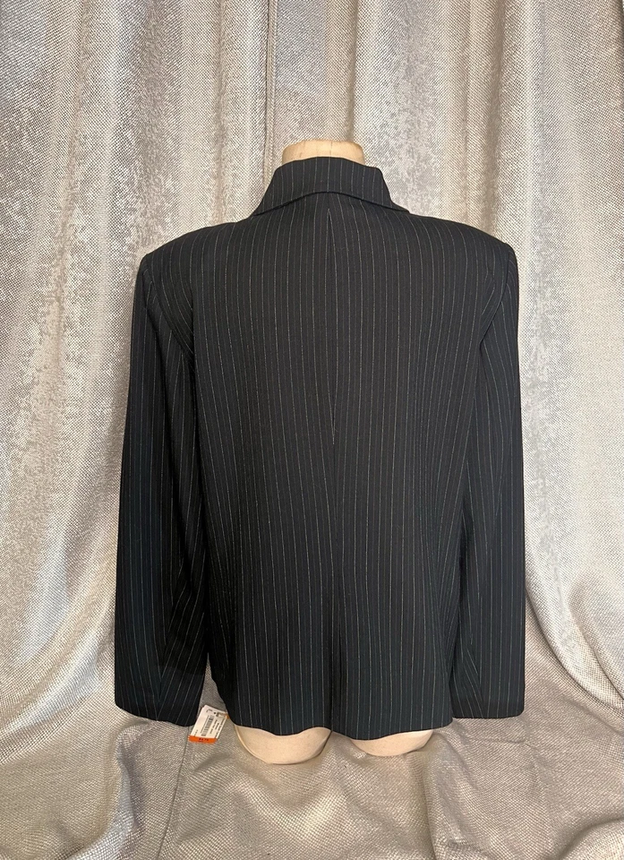 NUEVO CON ETIQUETAS Rafaella Chaqueta Elástica a Rayas Blazer Traje Top Azul Venta al por menor $74 Para mujeres 6 Foto 4 de 4