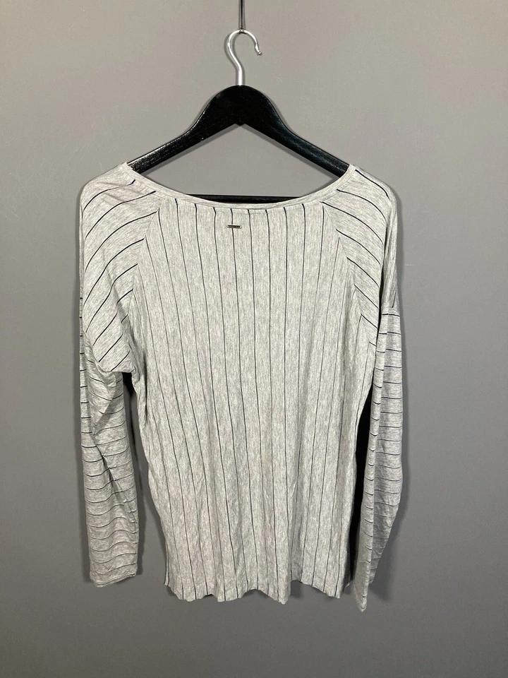 Top ARMANI - Talla UK16 - Rayas - Excelente Estado - Mujer’s Foto 3 de 3