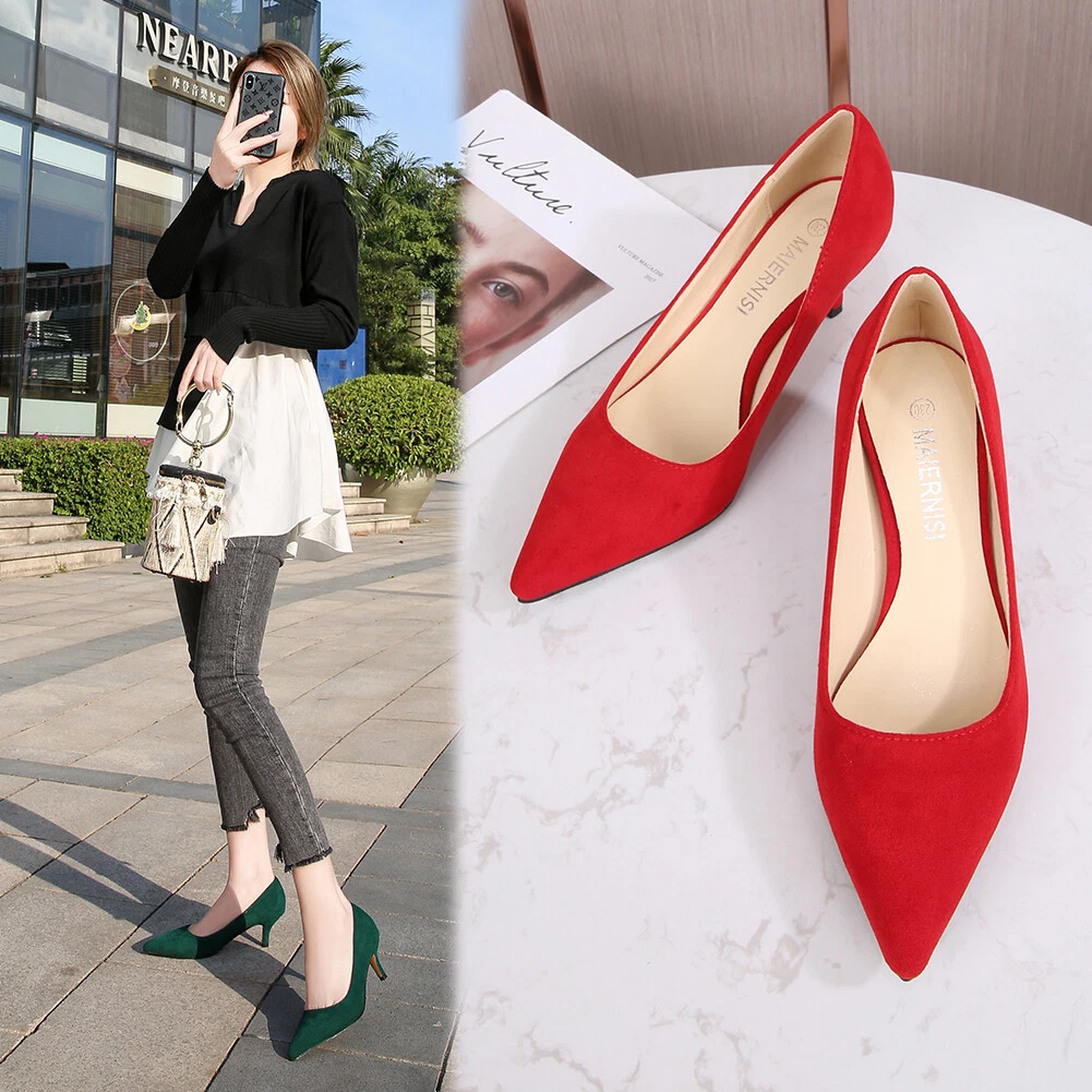 Pointy shop red shoes