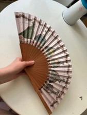 Marie Antoinette Wood Versailles Fan BNIB Boutiques de Mus es French Fans