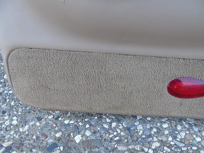 98 99 00 01 02 LINCOLN NAVIGATOR R/R DOOR PANEL TAN CLOTH PWR