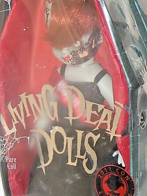 Living Dead Dolls Resurrection V 5 DEADBRA ANN Sealed RARE