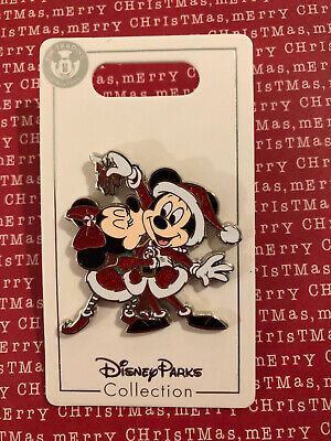Disney Store Mickey & Minnie Kissing Under Mistletoe Christmas Pin NEW