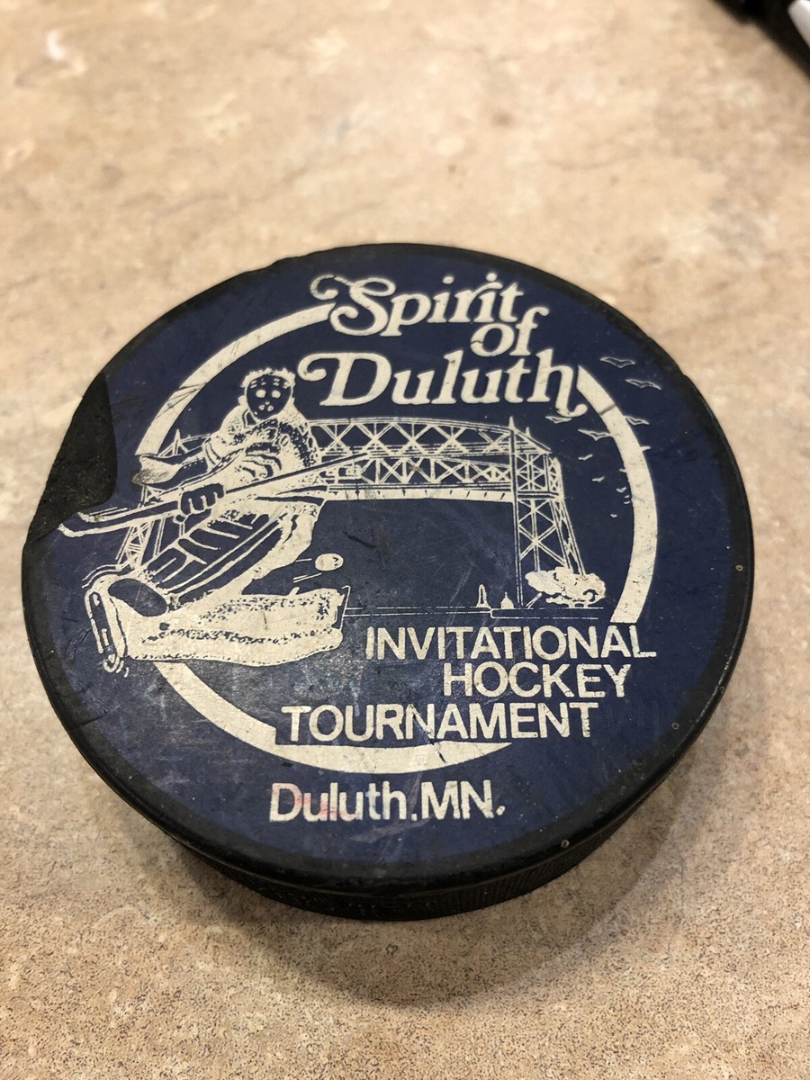 Vintage Duluth Mn Hockey Puck Spirit Of Duluth Invitational Vintage Duluth Mn Hockey Puck Spirit Of Duluth Invitational