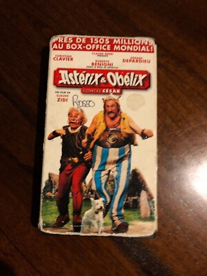 Asterix & Obelix Contre Cesar VHS Tape (FRENCH) Pre-owned