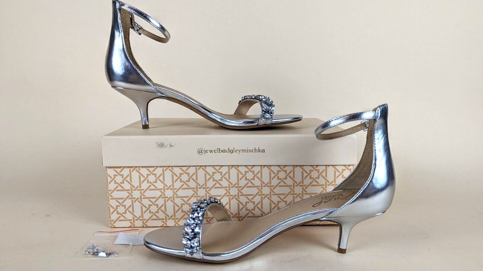 Jewel Badgley Mischka Dash Heels Sandals Womens 8 Silver Ankle Strap Shoes  NWB | eBay