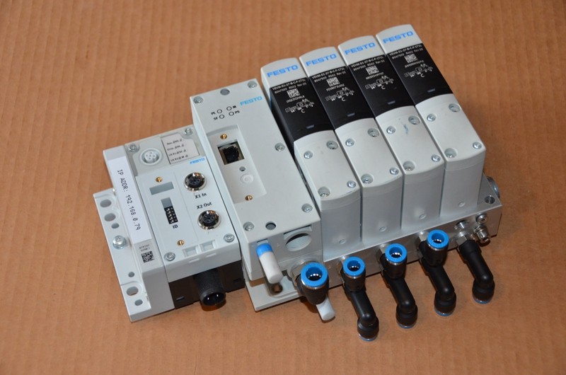 Festo Motion Terminal (VTEM-S1-27-E1-B1) & Pneumatic Valves (qty=4, VEVM-S1-27)