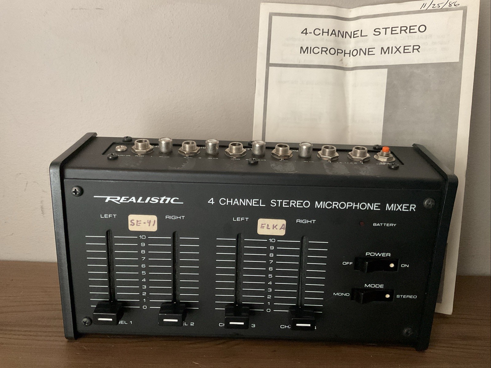 Vintage Realistic 4-Channel Stereo Microphone Mixer 32-1105 w/Manual