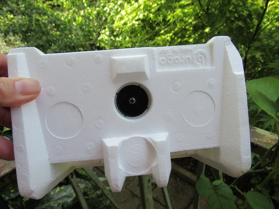 Année 1983 - Voiture BURAGO 1/24 - Peugeot 205 TURBO GR.B cod.0106 - Photo 3/4