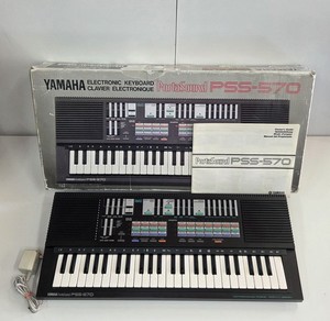 Yamaha Portasound PSS-570 Programmable Keyboard Synthesizer PCM