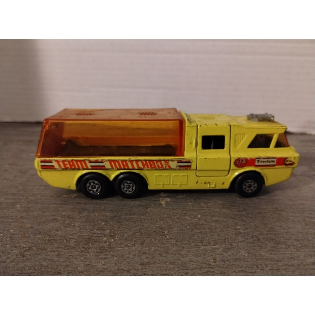 Matchbox Super Kings K-7 Yellow Racing Car Transport with