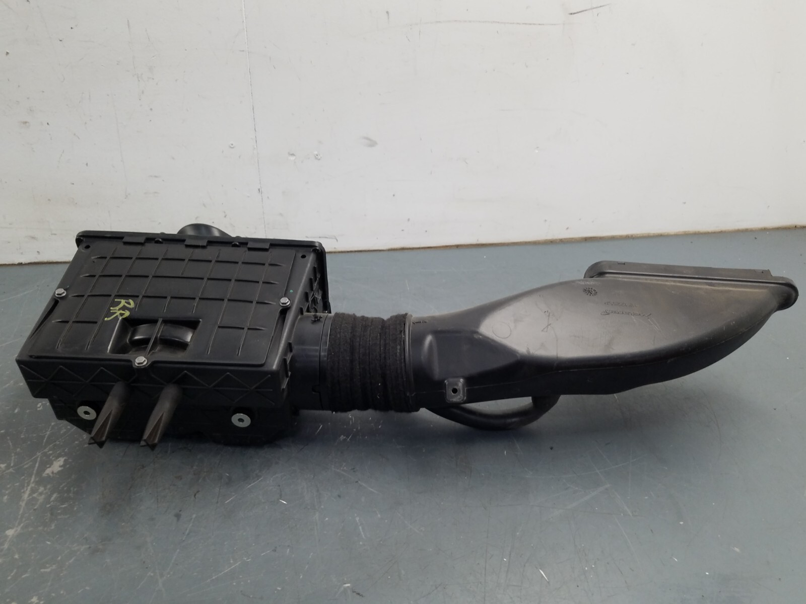 2016 McLaren 675LT Spider Left / Right Air Intake Assembly #5556 V5