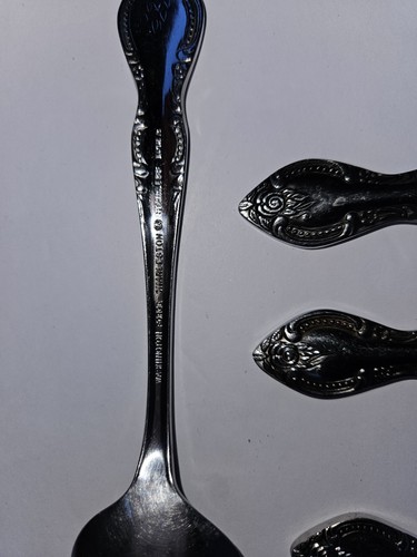 11 Cuchillos de acero inoxidable Washington Forge CHARLESTON CLASSIC cucharas tenedor COREA - Imagen 5 de 7