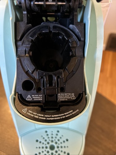 Keurig 2.0 K200 Coffee Maker Light Blue K-Cup Pod Single Serve - Picture 4 of 14