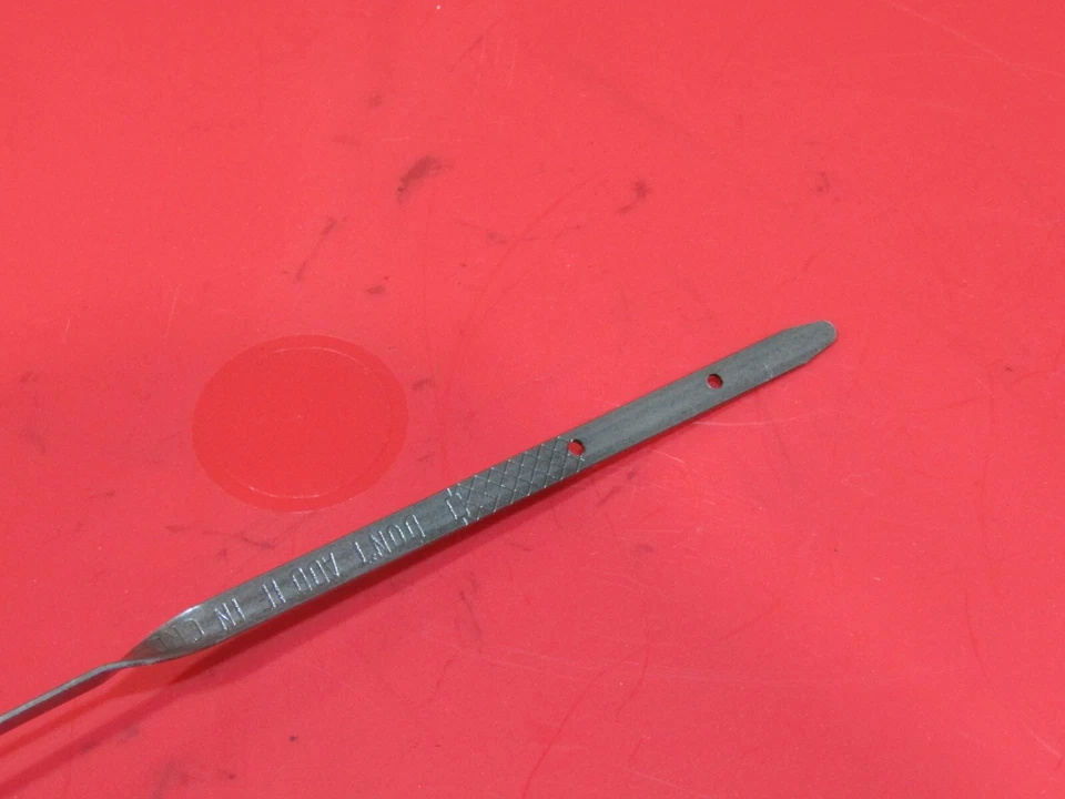 Varilla de medición de transmisión Mercury Grand Marquis 1998-1999 4,6 L OEM 98 99 Foto 3 de 4