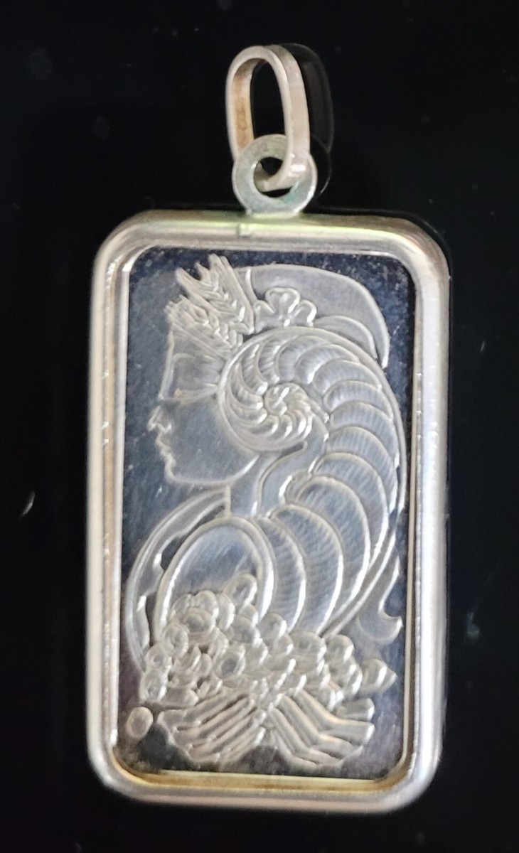 BOSS　FORTUNA LADY　INGOT 1g VERSACE Versace Fortuna 1G Gold Ingot Necklace 14K Frame with Gems