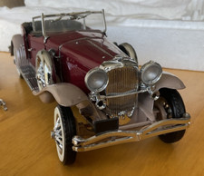 Boxed Franklin Mint 1930 Red Duesenburg J Derham Tourster 1:24 Scale Diecast