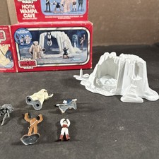 HOTH WAMPA CAVE PLAYSET STAR WARS MICRO COLLECTION KENNER COMPLETE W BOX 1982
