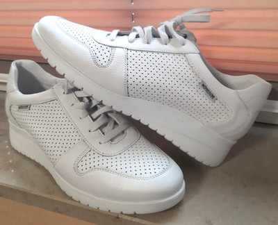superbequemer SNEAKER Gr. 7 / 41 weiche, lose Sohle von MEPHISTO