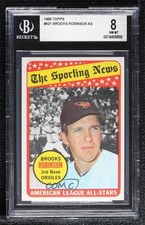 1969 Topps ( in Background Photo) Brooks Robinson Hank Aaron #421 BGS 8 HOF 0q3