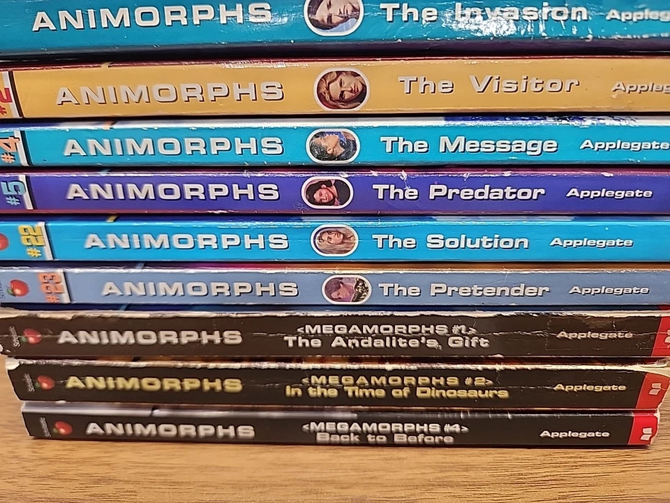 Animorphs Book Lot of 9 Bundle K. A Applegate #1-2, 4-5, 22-23 Megamorphs 1-2, 4 Foto 2 de 4