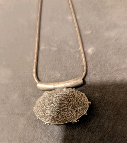 Vintage Red Cabochon Pendant Necklace - Picture 3 of 3