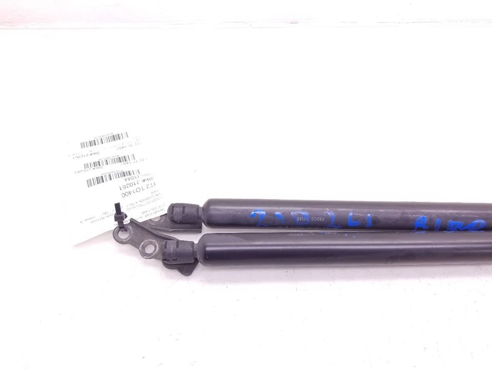 2000 TOYOTA SIENNA LEFT AND RIGHT SIDES LIFTGATE LIFT SUPPORTER ASSEMBLY  - Image 2 of 4