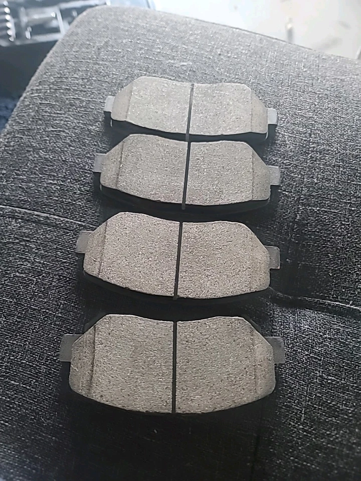 Modelos Jeep Cherokee (2014-2022) y Chrysler 200 (2015-2017) Foto 2 de 2