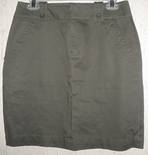 NEW WOMENS GAP GREEN SKIRT SIZE 6