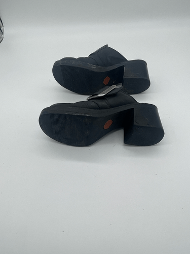 Harley Davidson Women’s Leather Clogs Sz 6 Harley Buckle Chunky Heel 3” Black - Picture 6 of 10