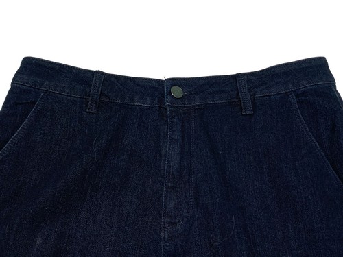 Susan Graver, QVC, Dark Wash Flare Leg Stretch Jeans, Gr. 16 - Bild 2 von 6