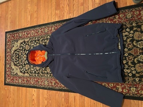 CHAQUETA SOFTSHELL CIESSE PIUMINI -CAPUCHA - HOMBRE AZUL MARINO XL - HECHA EN ITALIA - PRECIO DE VENTA SUGERIDO POR EL FABRICANTE $280 - Imagen 3 de 13