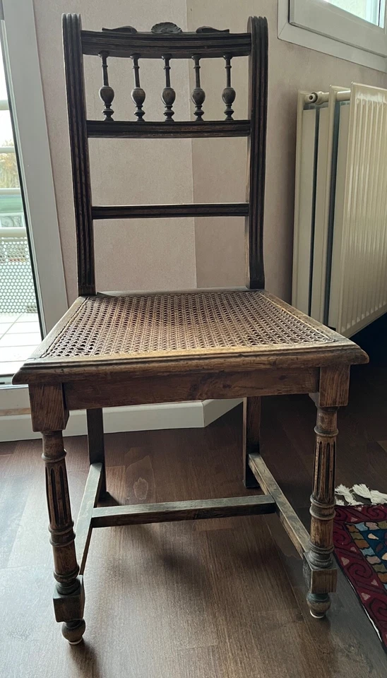 Chaise Henri II cannée en chêne - 93 cm de haut- cannage légèrement abîmé - Photo 4/4