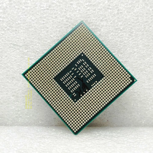 Intel Core i7 620M 2.66-3.33GHz 4M Dual-Core (SLBTQ) PGA988 Notebook Processor - Picture 2 of 4