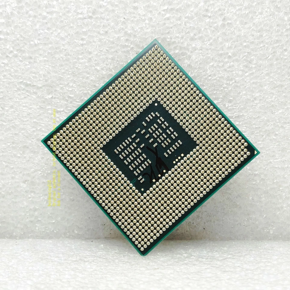 Intel Core i7 620M 2.66-3.33GHz 4M Dual-Core (SLBTQ) PGA988 Notebook Processor - Image 2 of 4