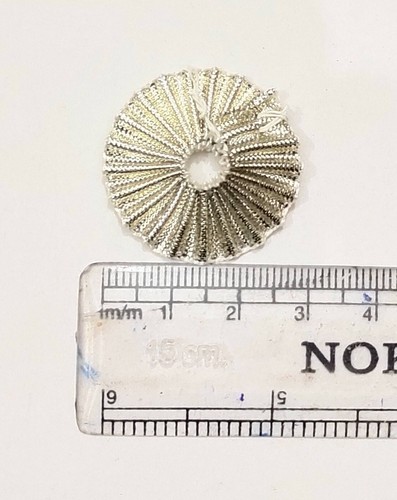 50 Gota Stoff Blumen Applikation Patch im Kreis silberfarben 30 mm. - Bild 5 von 5