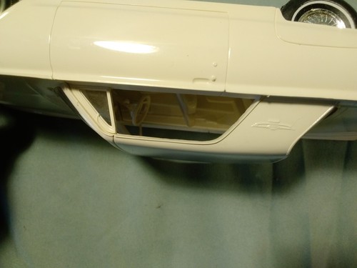 1962 Ford Thunderbird Dealer Promo Model Car Cream 1:25 Scale Plastic Very Nice - Picture 10 of 20