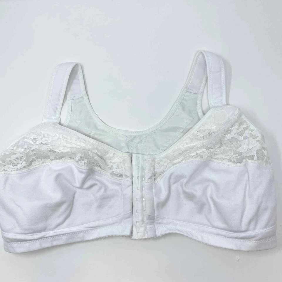 Comfort Choice Easy Enhancer Front Close Wireless Bra In White Size 40DDD New - Image 4 of 4