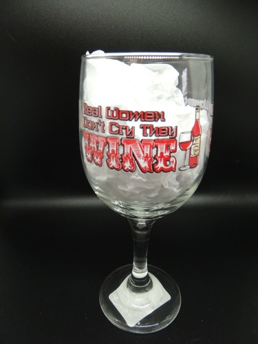 Neuheit Weinglas ECHTE FRAUEN WEINEN NICHT SIE WEIN lustiger Weinkelch mit roter Schrift - Bild 3 von 12